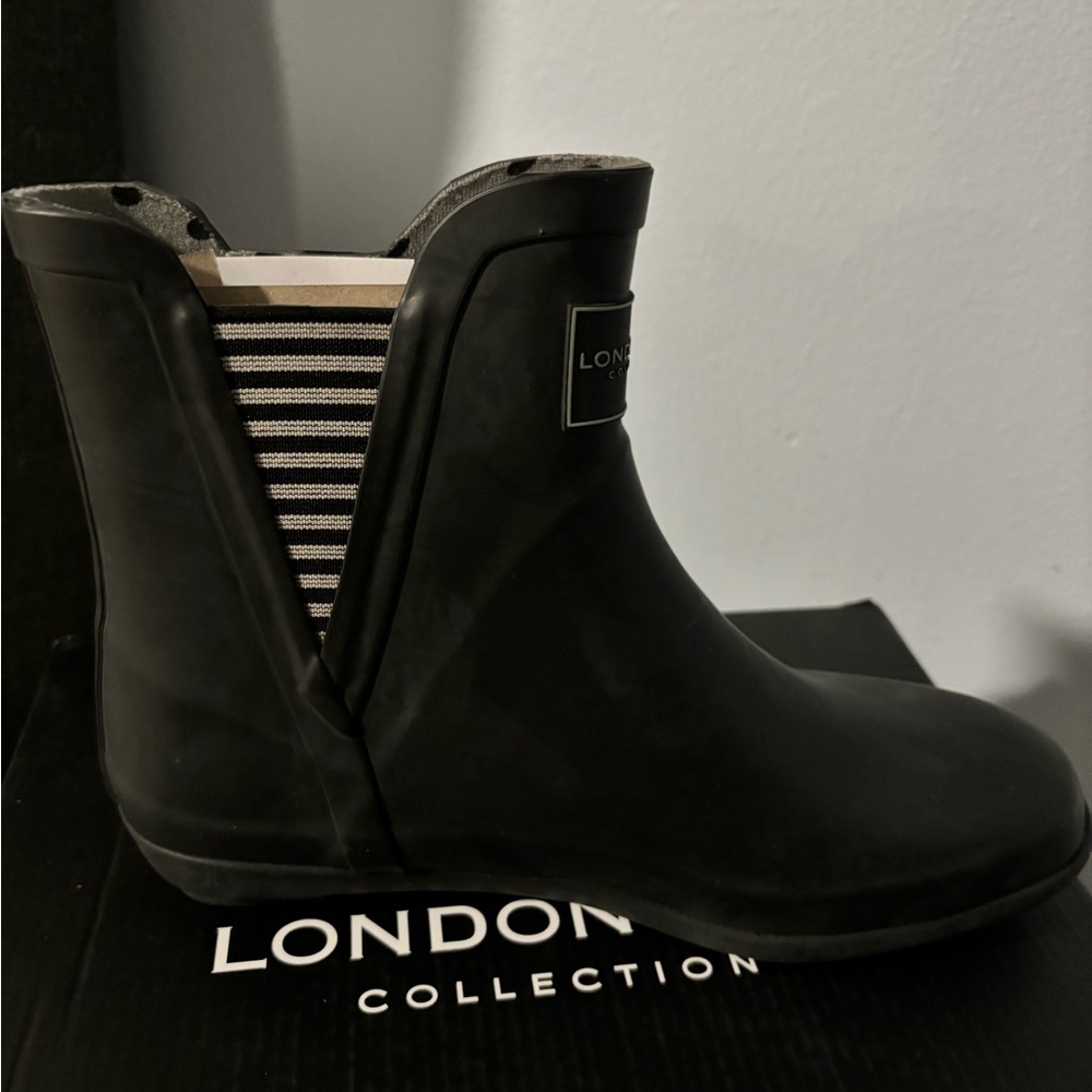 London Fog rain boots ☔️💧 size 7m
